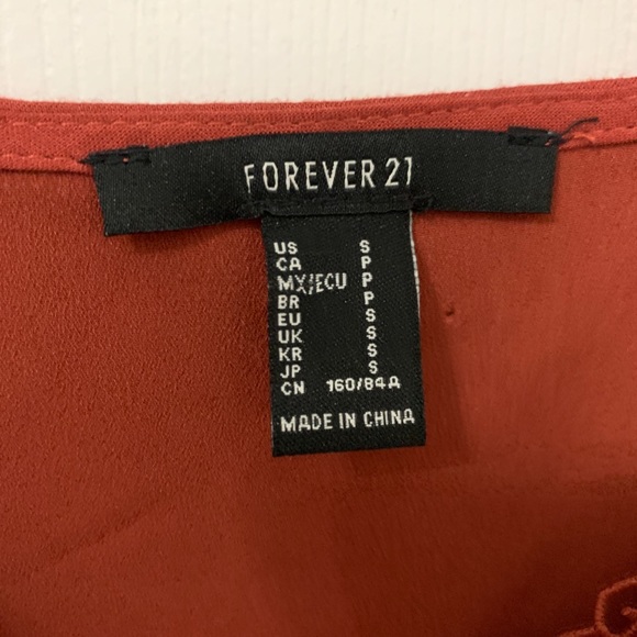 Dress - Picture 3 of 3